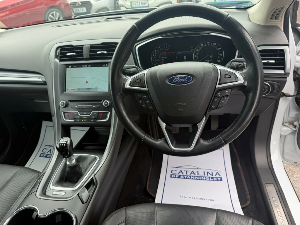 Ford Mondeo 2L Titanium Edition PK68FXW White #4