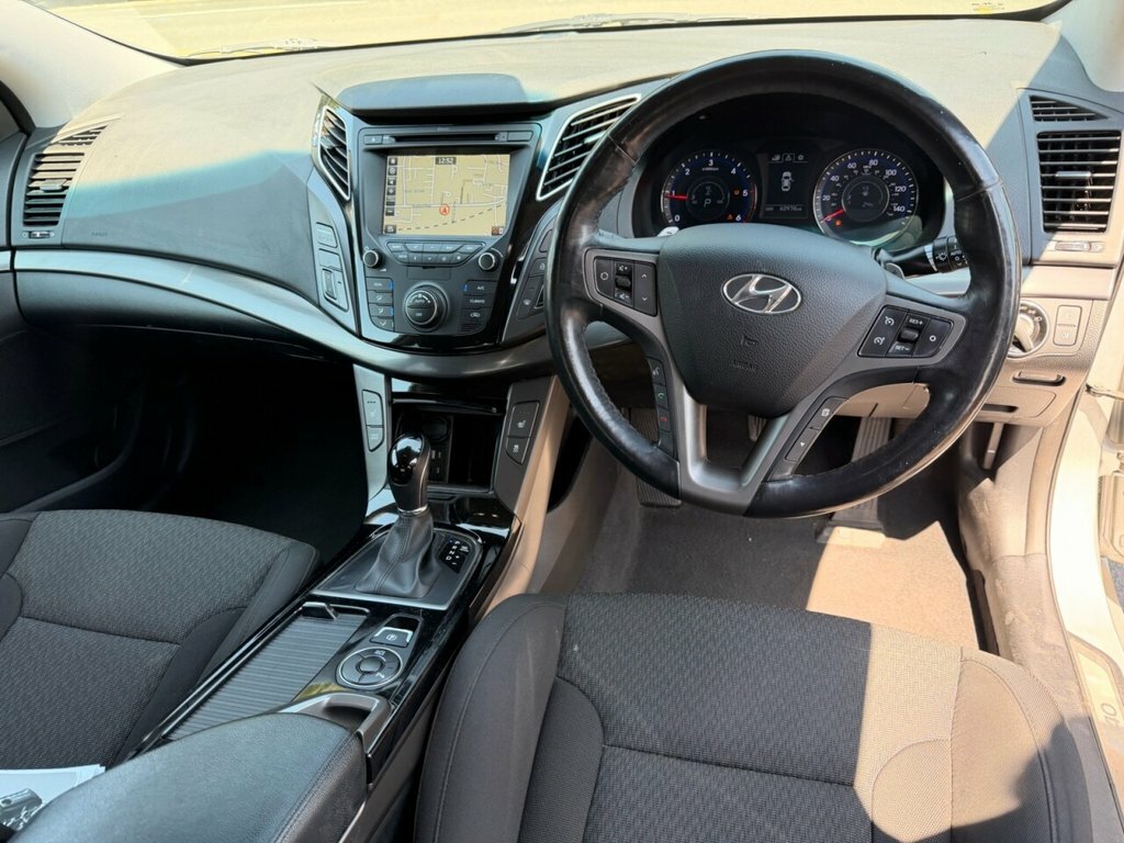 Hyundai I40 Estate 1.7 Crdi Premium Euro 5 201665 Black #9