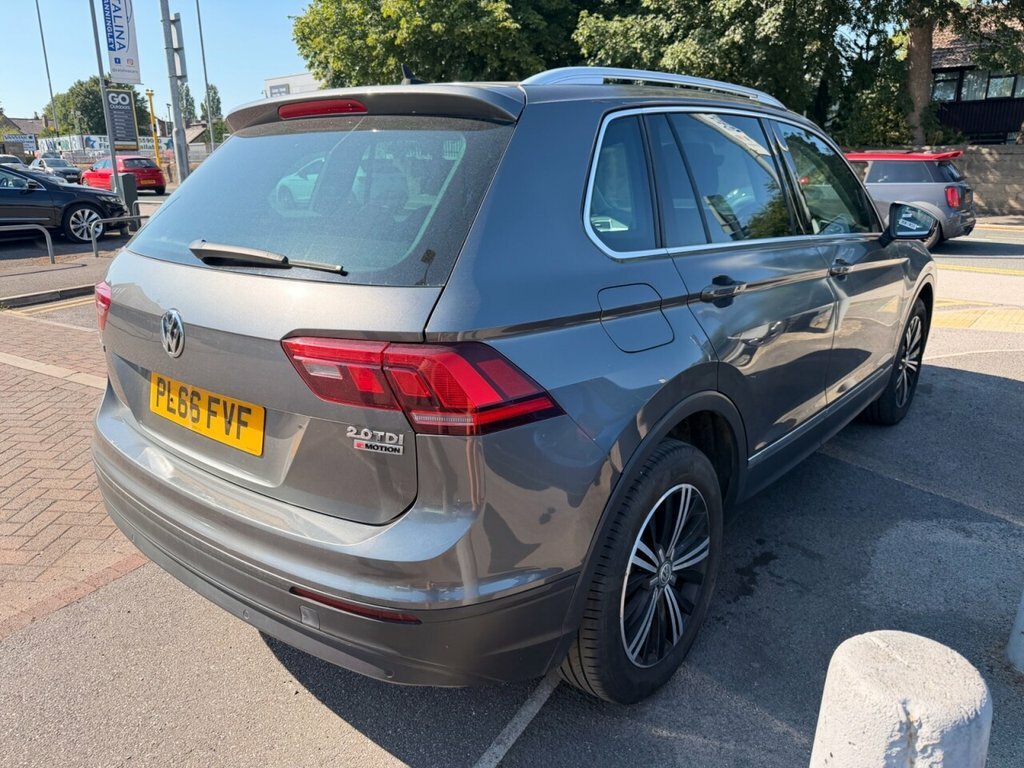 Volkswagen Tiguan 2L Se Navigation Grey #6