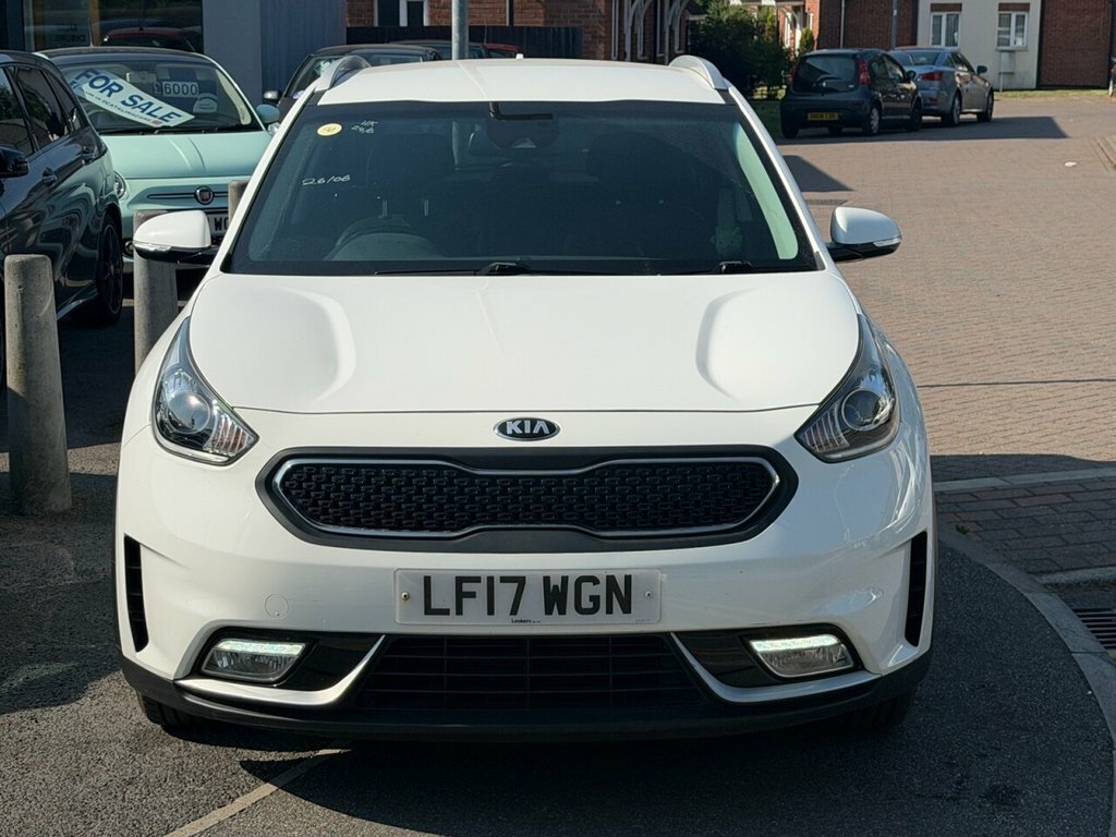 Kia Niro 1.6H Gdi 3 Suv Hybrid Dct Euro 6 Ss White #2