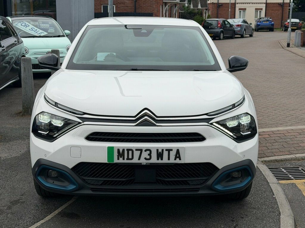 Citroen e-C4 Suv White #2