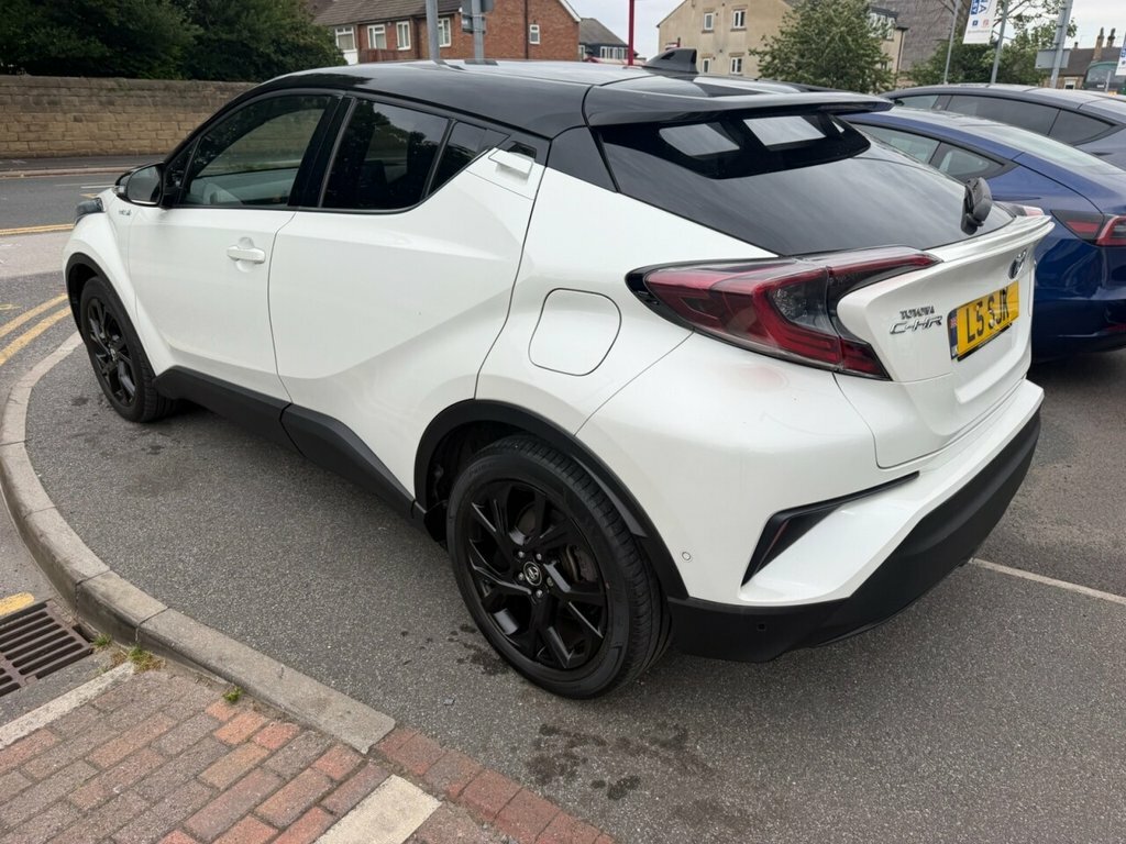 Toyota C-Hr 1.8L Dynamic White #5