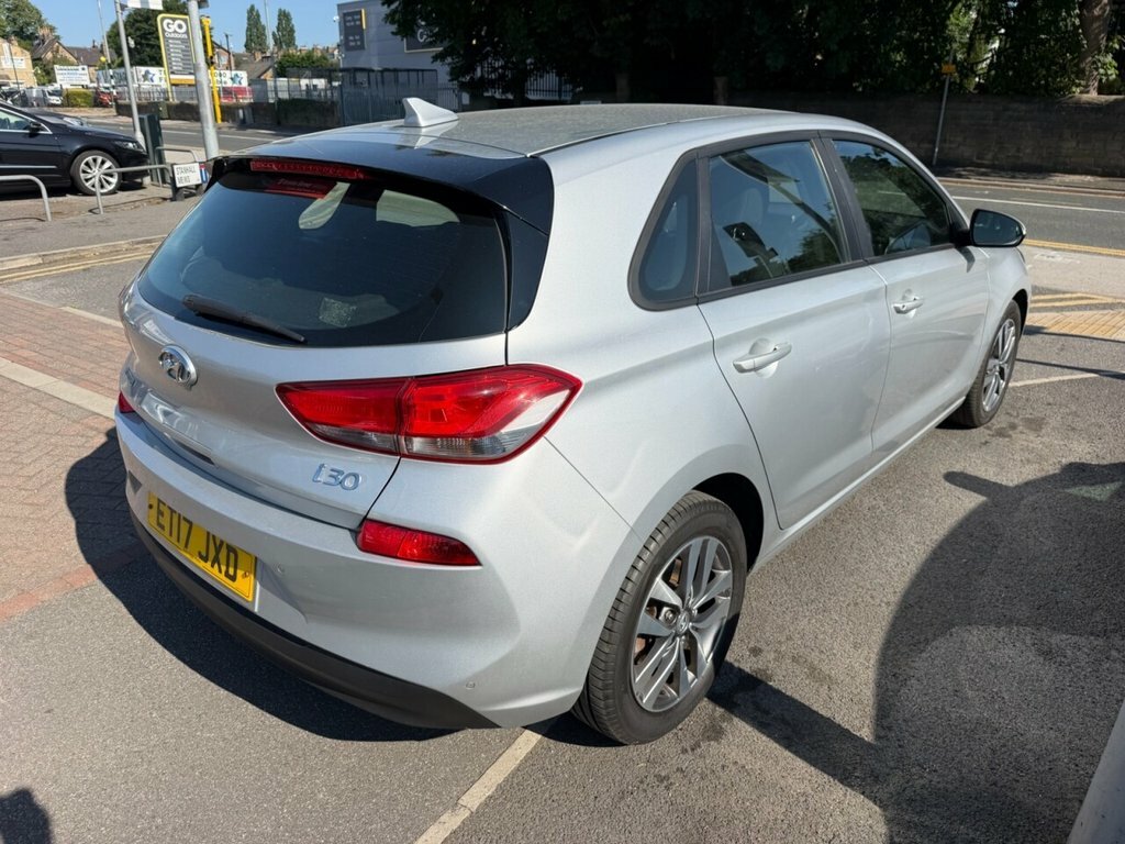 Hyundai I30 1.0 T-gdi Blue Drive Se Nav Euro 6 Ss Blue #9