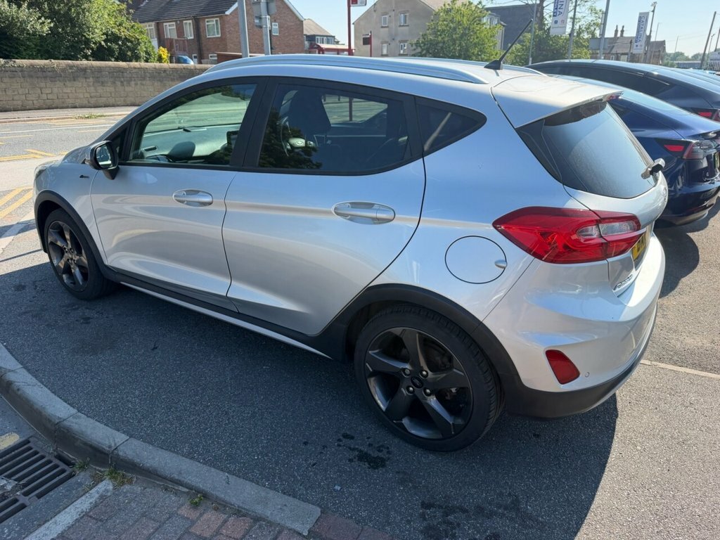 Ford Fiesta 1L Active X Silver #5
