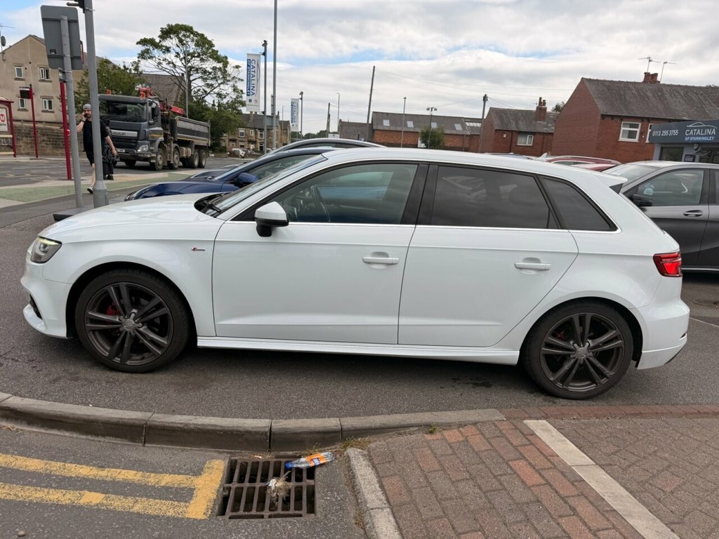 Audi A3 2L S Line CA66SZG White #5