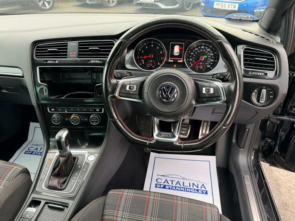 Volkswagen Golf 2L Gti MK66SGX Black #4
