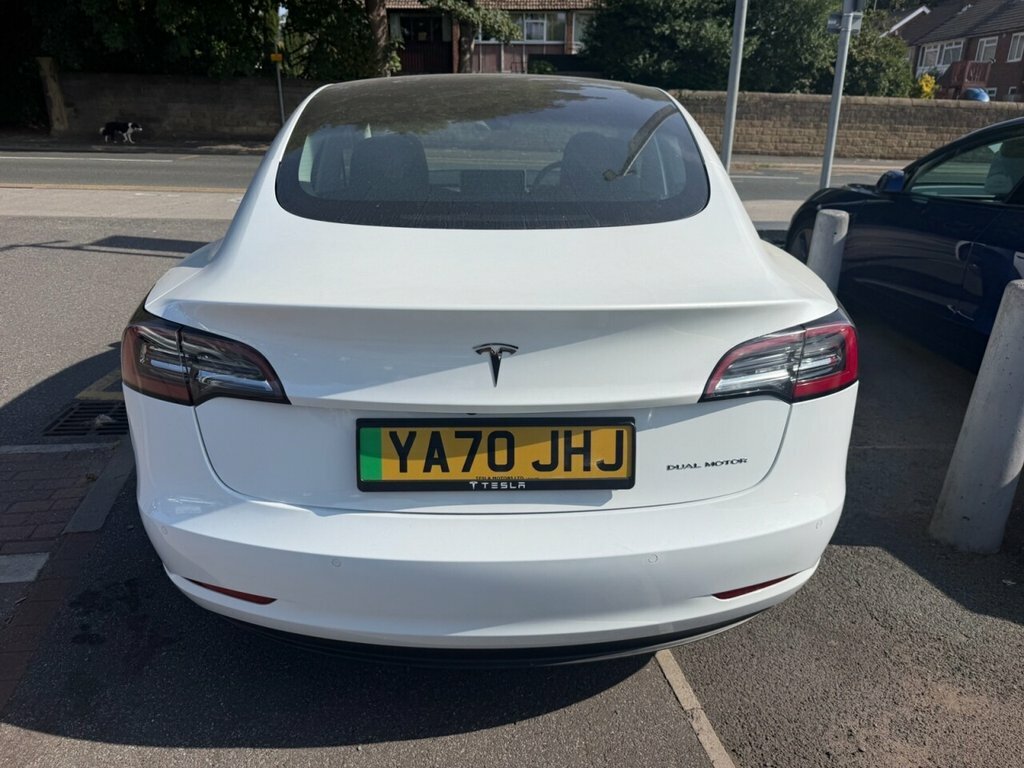 Tesla Model 3 Saloon YA70JHJ White #5
