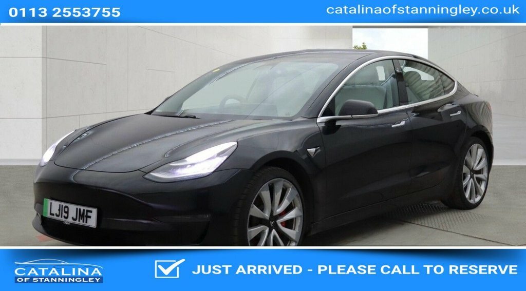 Tesla Model 3 Saloon Black