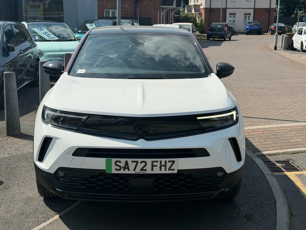 Vauxhall Mokka-e Suv White #2