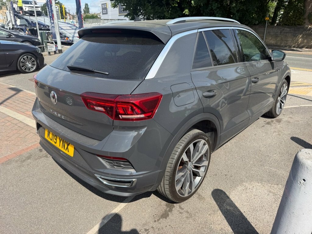 Volkswagen T-Roc R-line Black #8