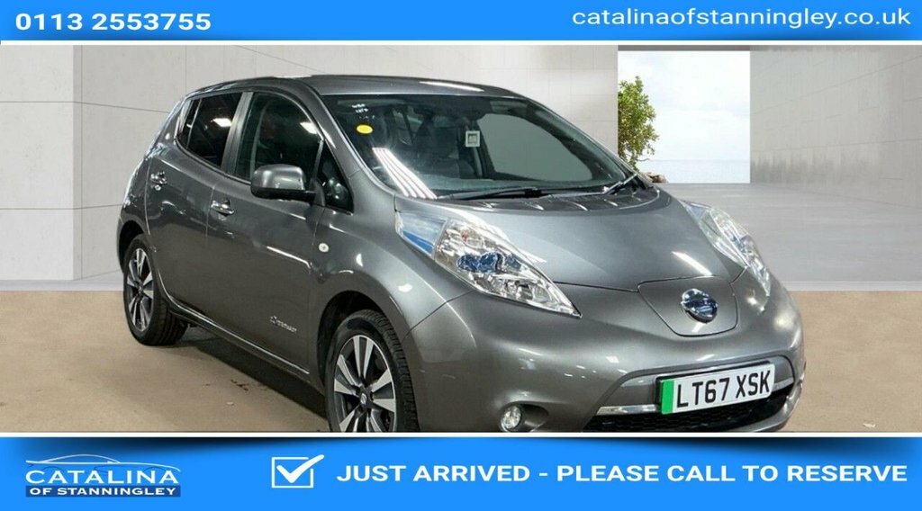 Nissan Leaf Hatchback Grey