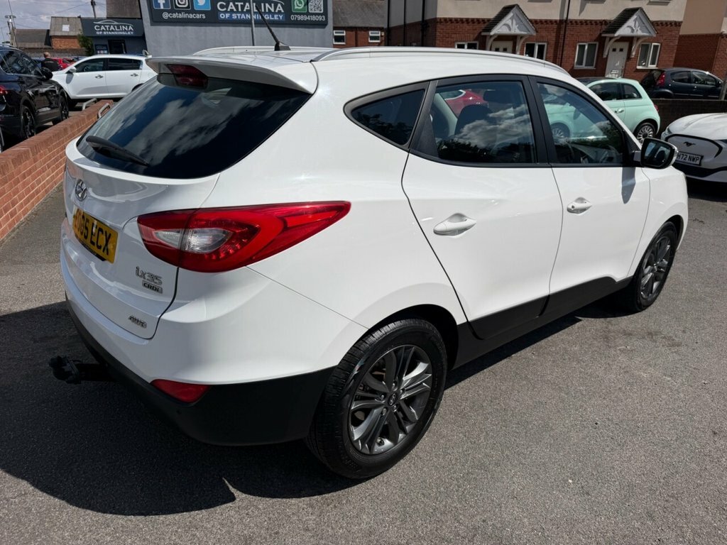 Hyundai Ix35 1.7 Crdi Se 2Wd White #10