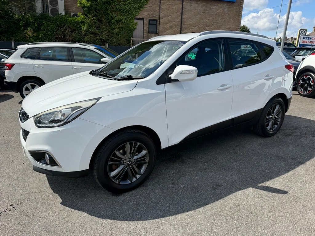 Hyundai Ix35 1.7 Crdi Se 2Wd White #30