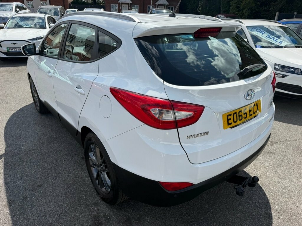 Hyundai Ix35 1.7 Crdi Se 2Wd White #28