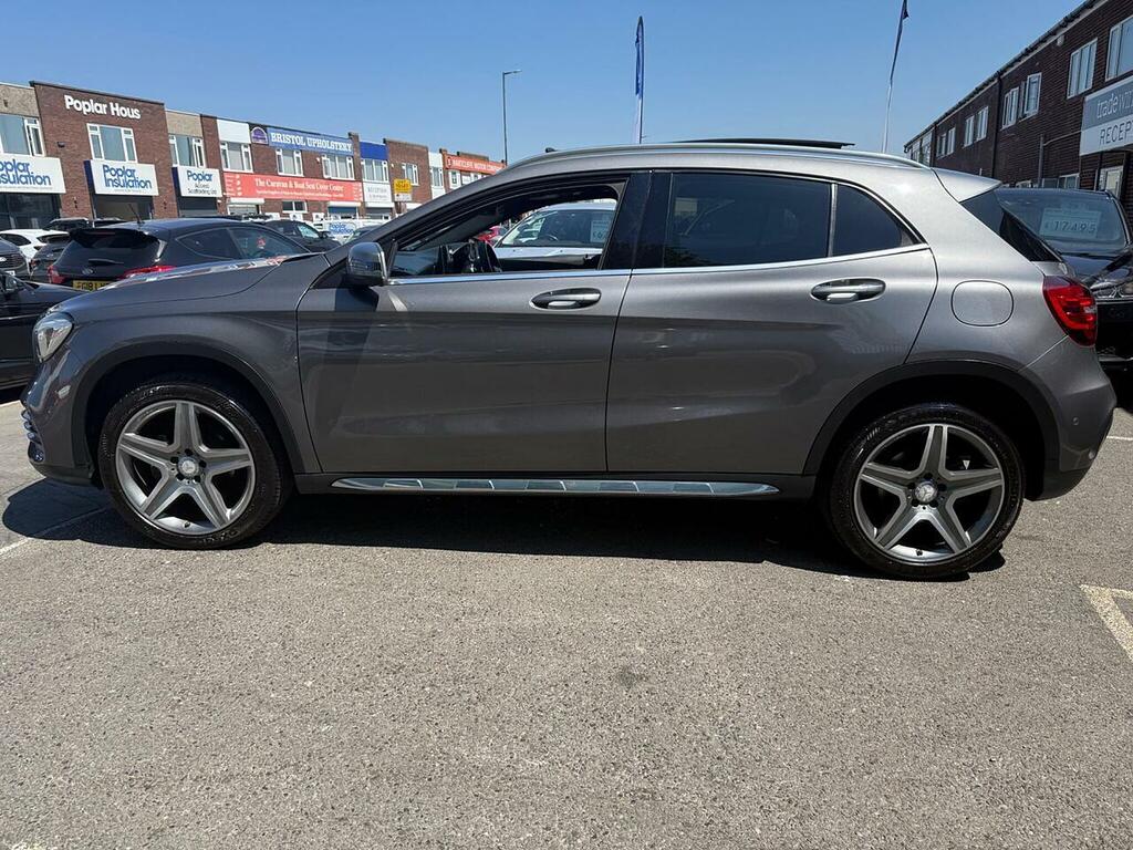 Mercedes-Benz GLA Class 2.1 Gla200d Amg Line Premium Plus Suv Grey #6