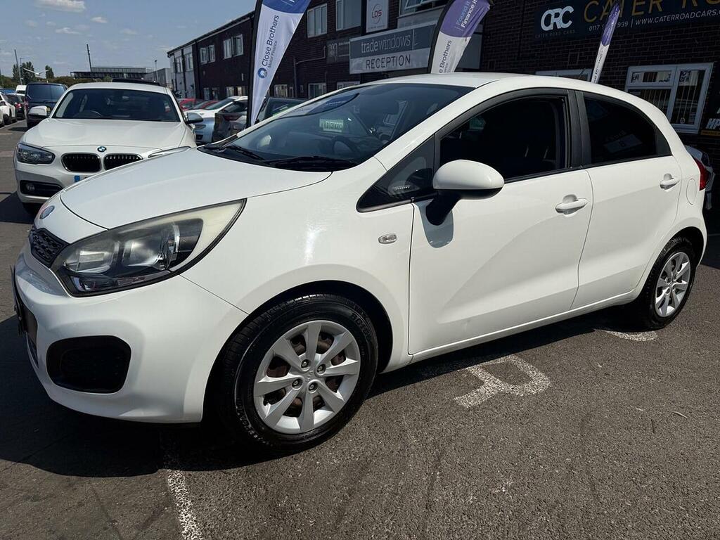 Kia RIO 1.25 1 Air Hatchback Euro 5 84 White #4