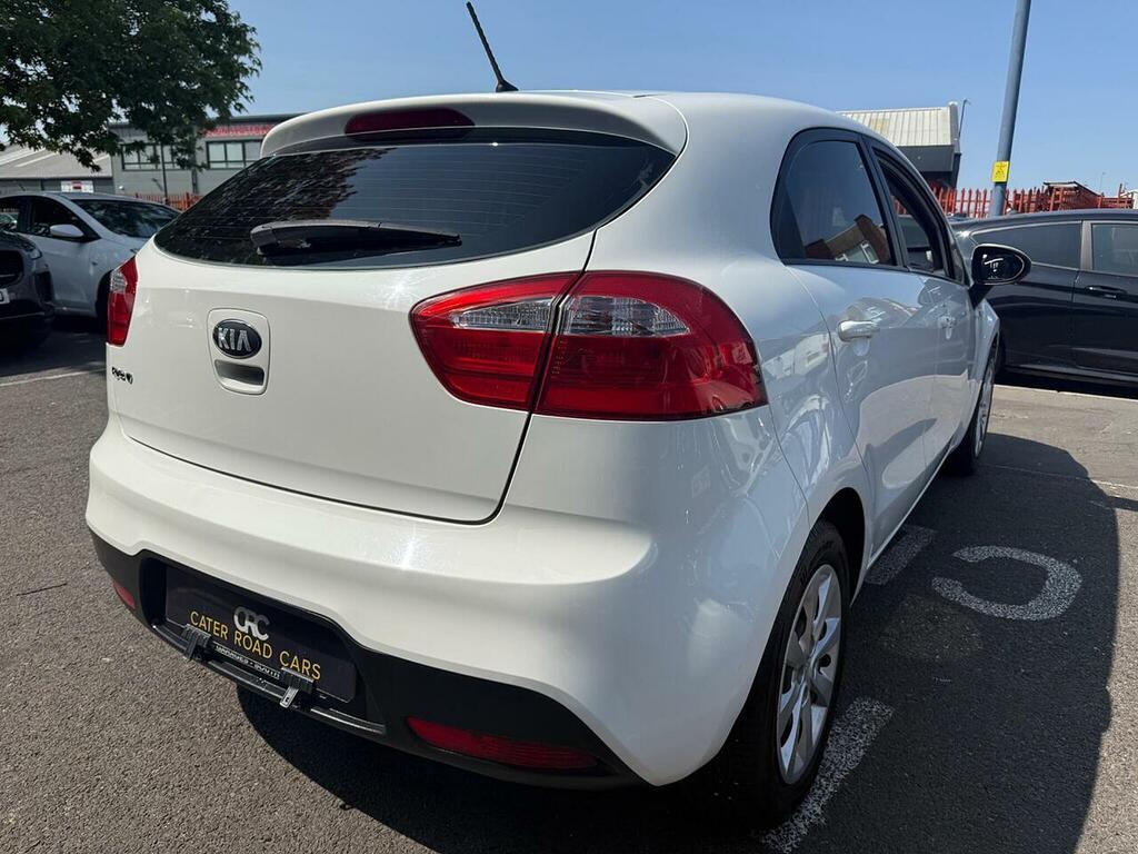 Kia RIO Kia Rio 1.2 2 Hatchback White #9