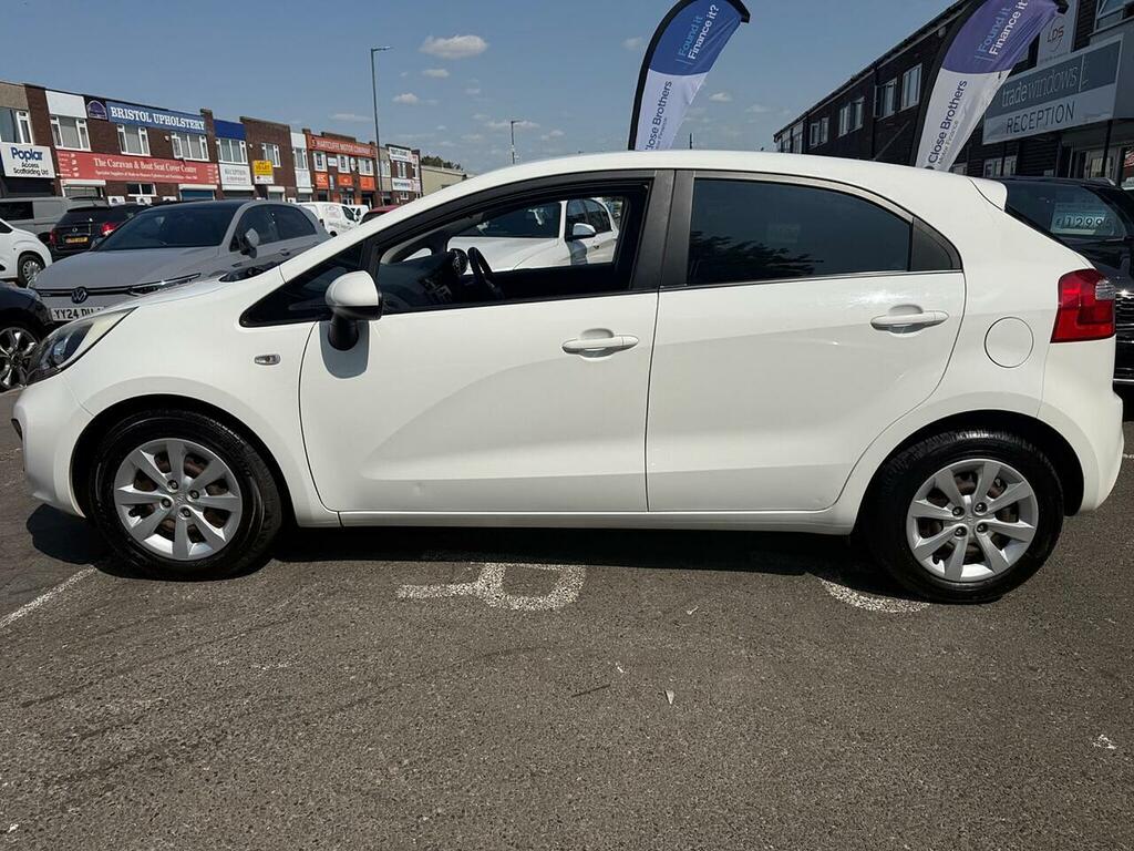 Kia RIO Kia Rio 1.2 2 Hatchback White #8