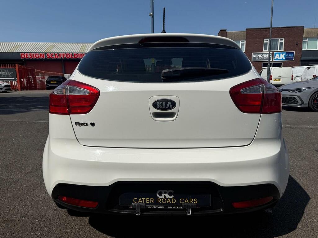 Kia RIO Kia Rio 1.2 2 Hatchback White #10