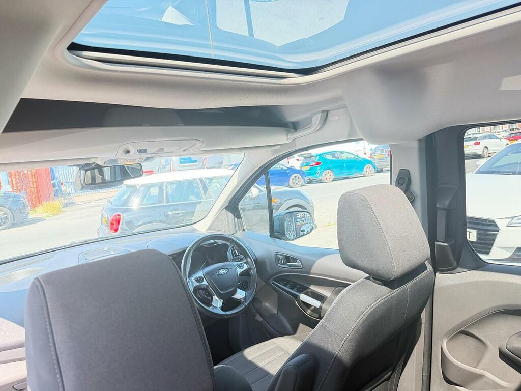Ford Grand Tourneo Connect 1.5 Ecoblue 120 Titanium Powershift Grey #25