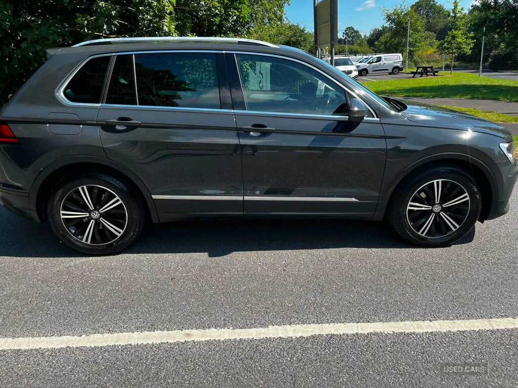 Volkswagen Tiguan 2.0 Tdi 150 Se Nav Grey #4