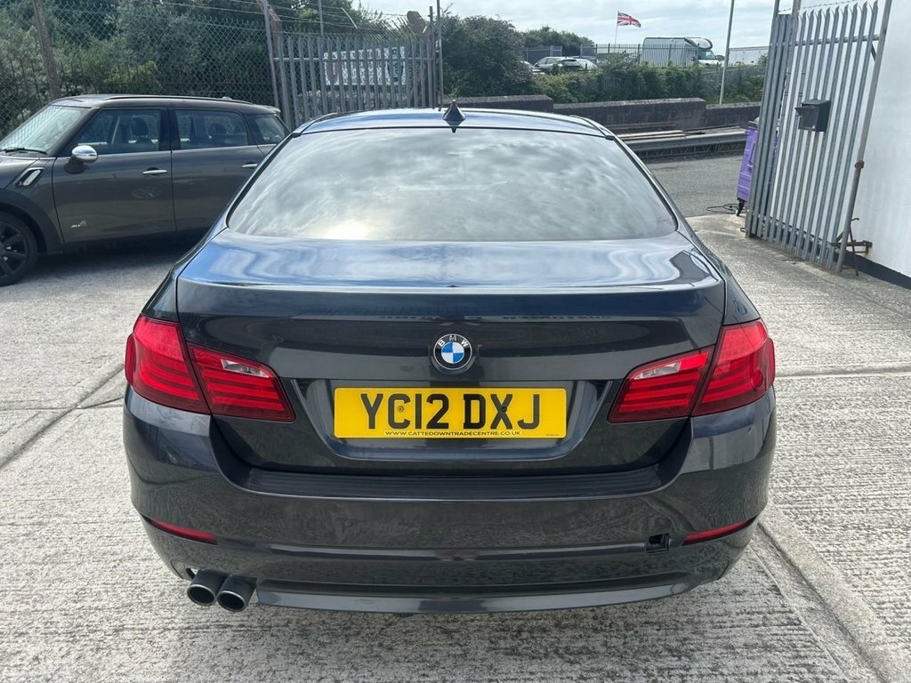 BMW 5 Series 2L Efficientdynamics Grey #4