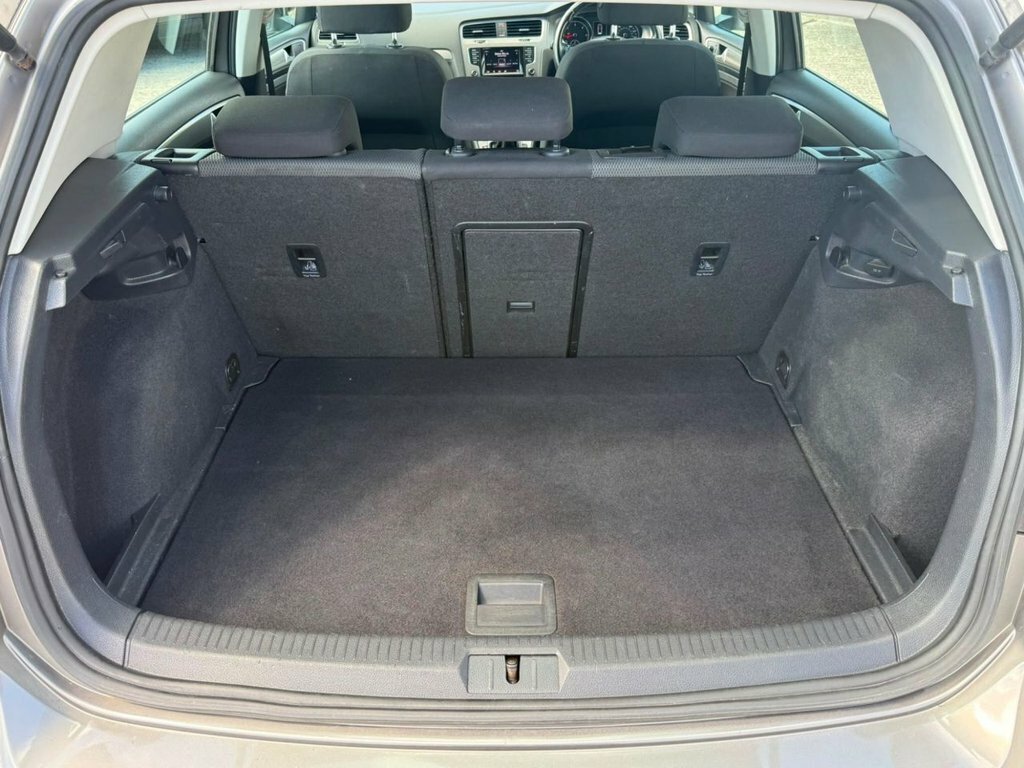 Volkswagen Golf 1.6L Se Grey #6