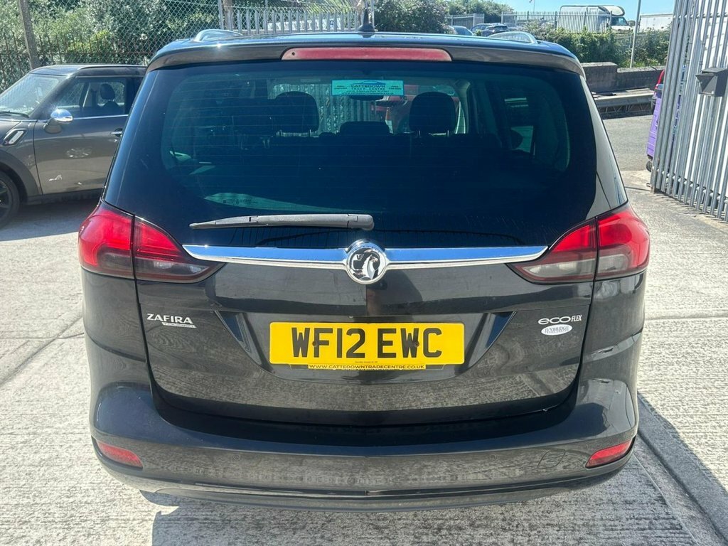 Vauxhall Zafira Tourer 2L Se Black #4