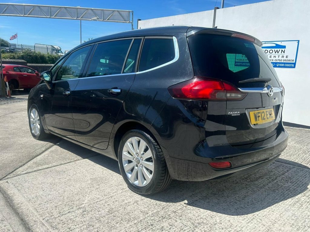 Vauxhall Zafira Tourer 2L Se Black #3