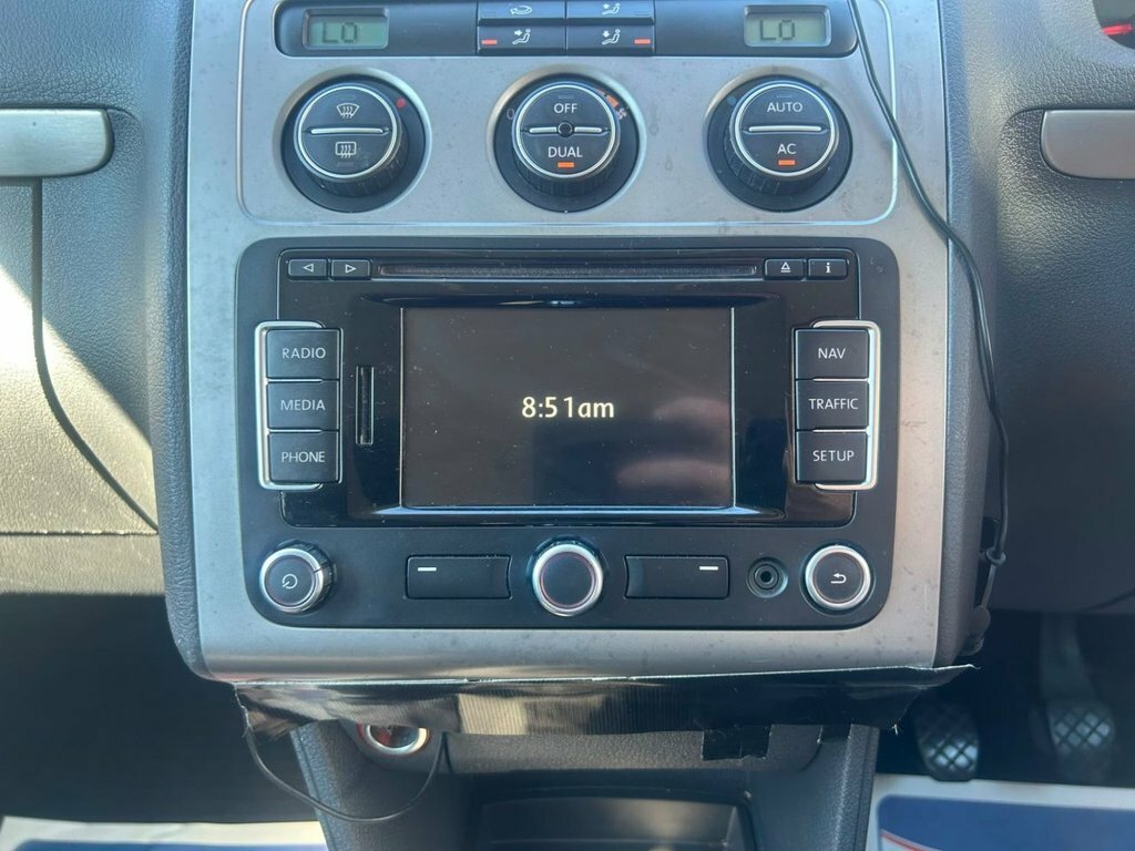 Volkswagen Touran 2.0 Tdi Sport Dsg Black #26