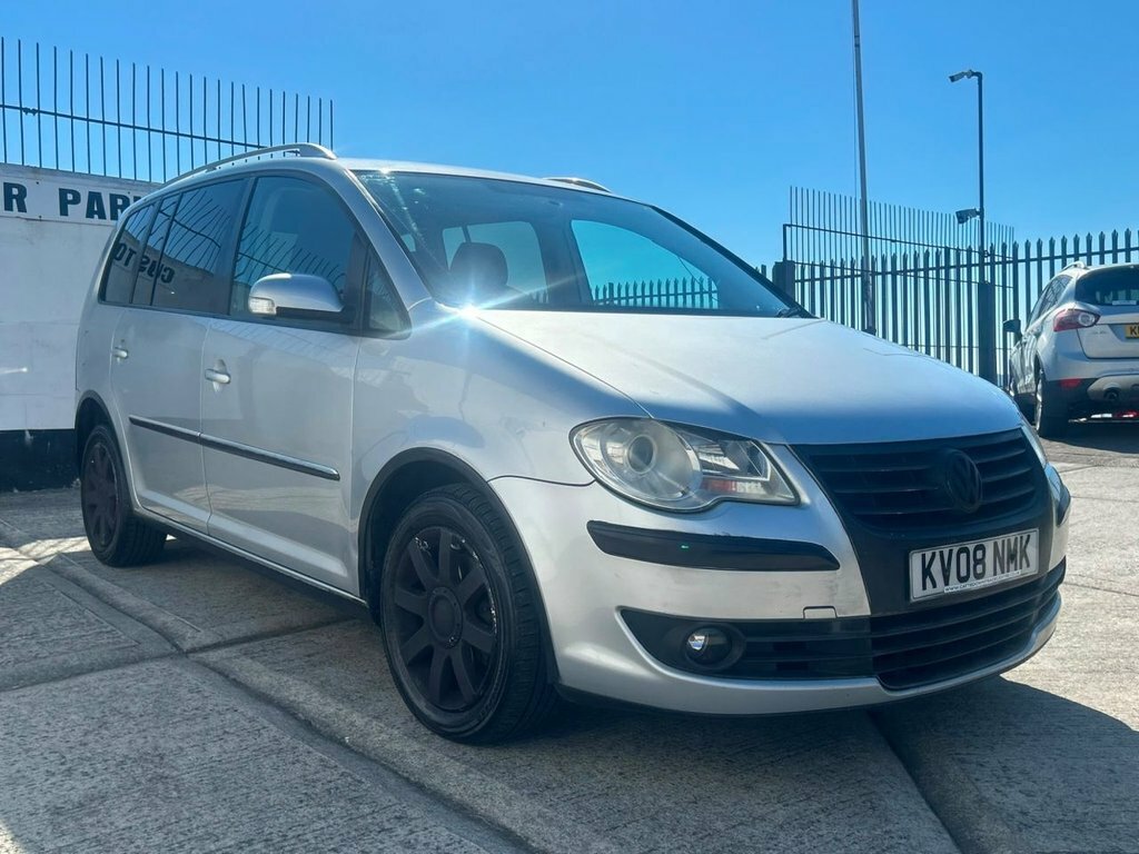 Volkswagen Touran 2.0 Tdi Sport Dsg Black #9