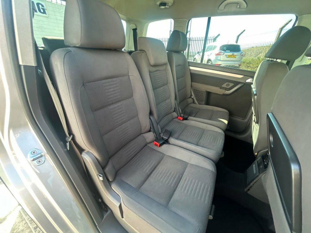 Volkswagen Touran 2.0 Tdi Sport Dsg Black #12