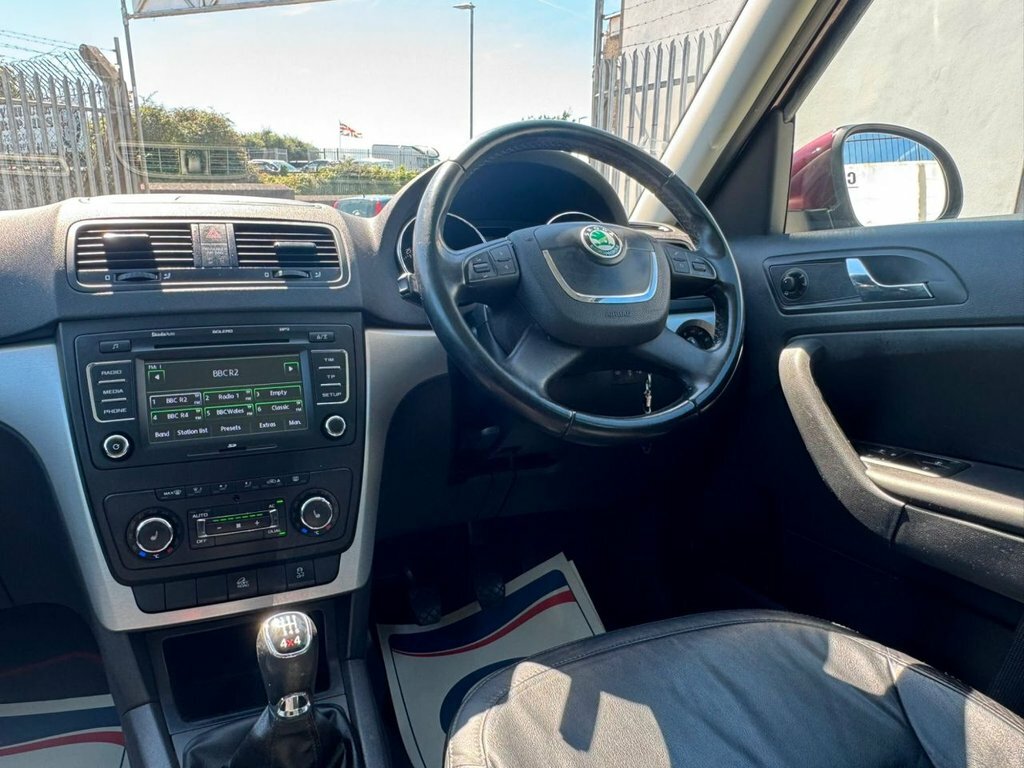 Skoda Yeti 2.0 Tdi Laurin Klement Suv 4Wd Red #29