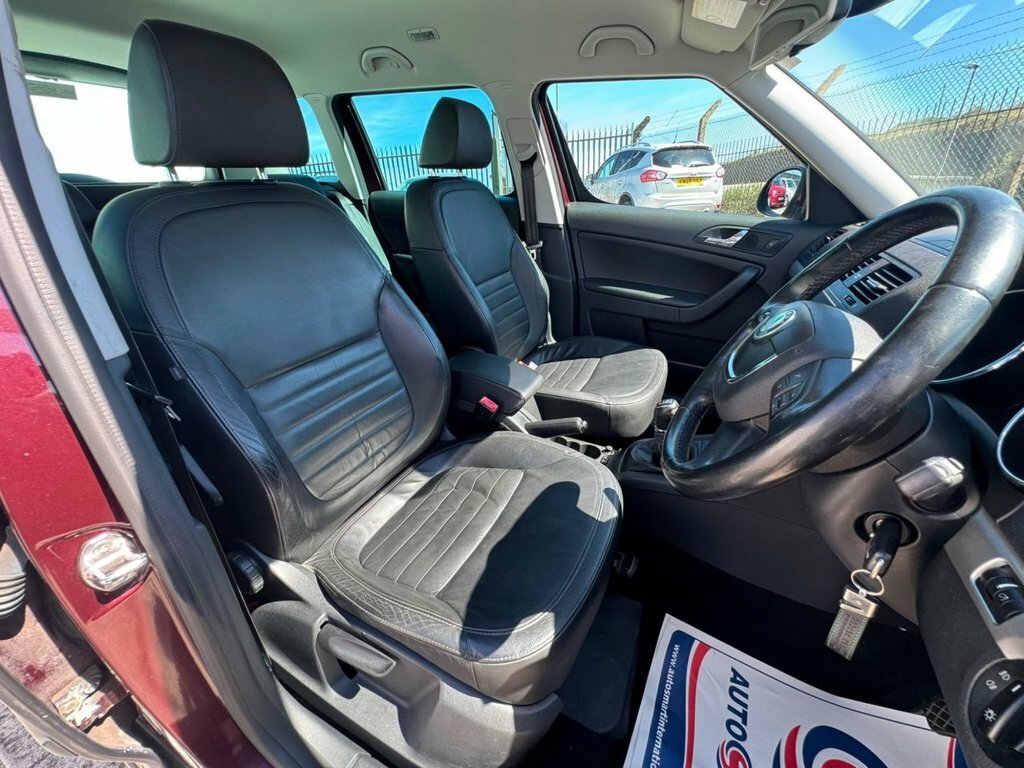 Skoda Yeti 2.0 Tdi Laurin Klement Suv 4Wd Red #39
