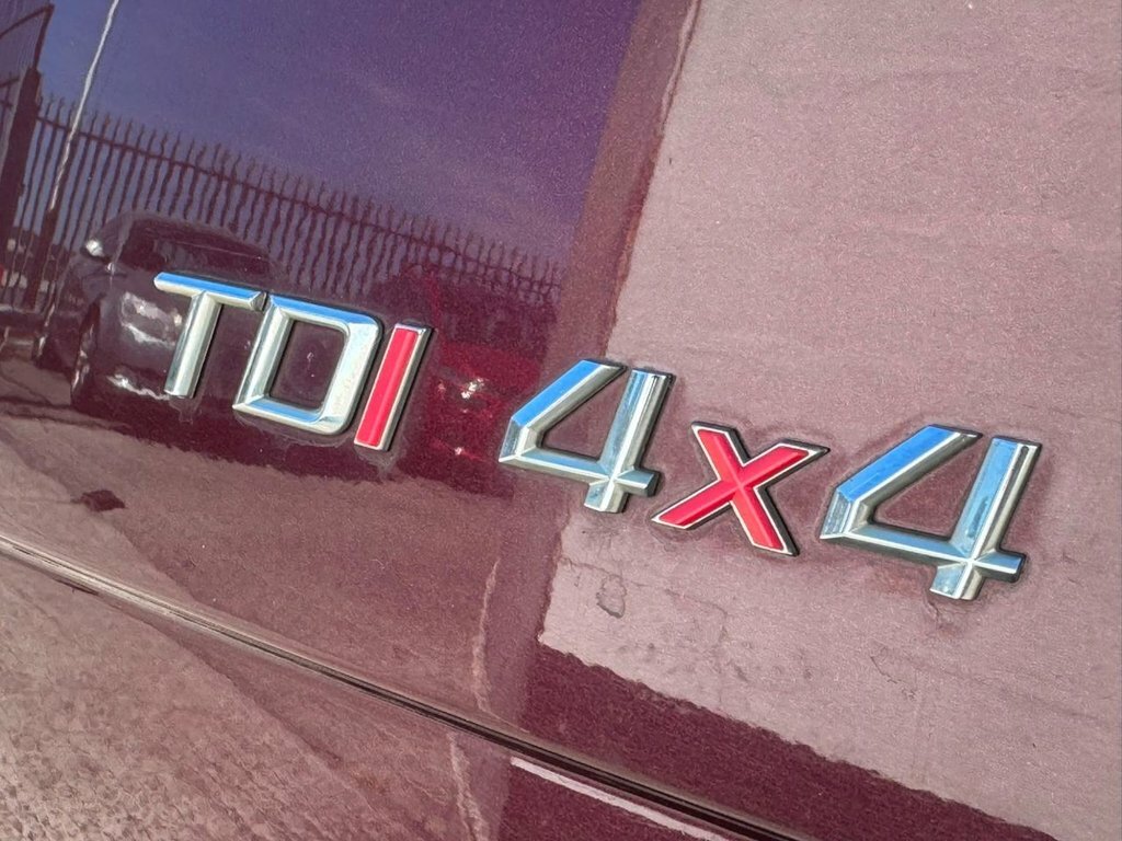 Skoda Yeti 2L Elegance Red #5