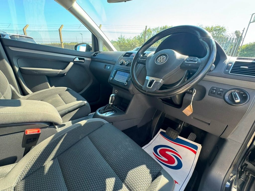 Volkswagen Touran 1.4 Tsi Dsg ,7 Seater , Silver #38