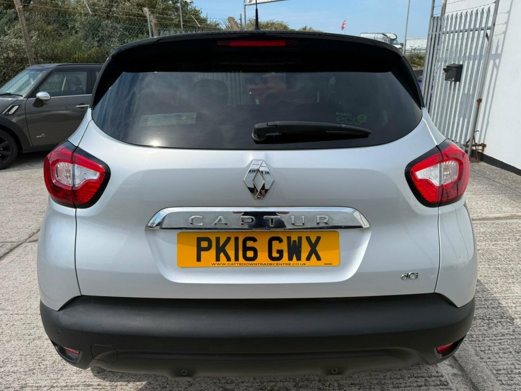 Renault Captur 1.5L Dynamique S Nav PK16GWX Silver #4
