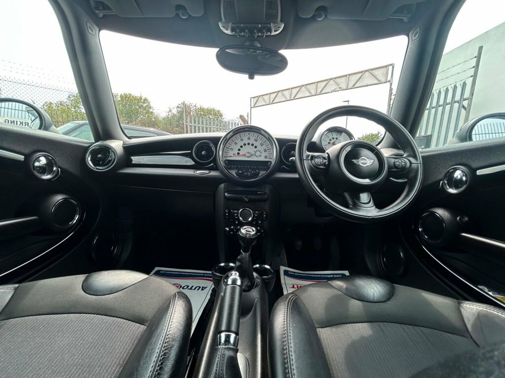 Mini Hatch 1.6 Cooper Bayswater Euro 6 Ss Blue #17