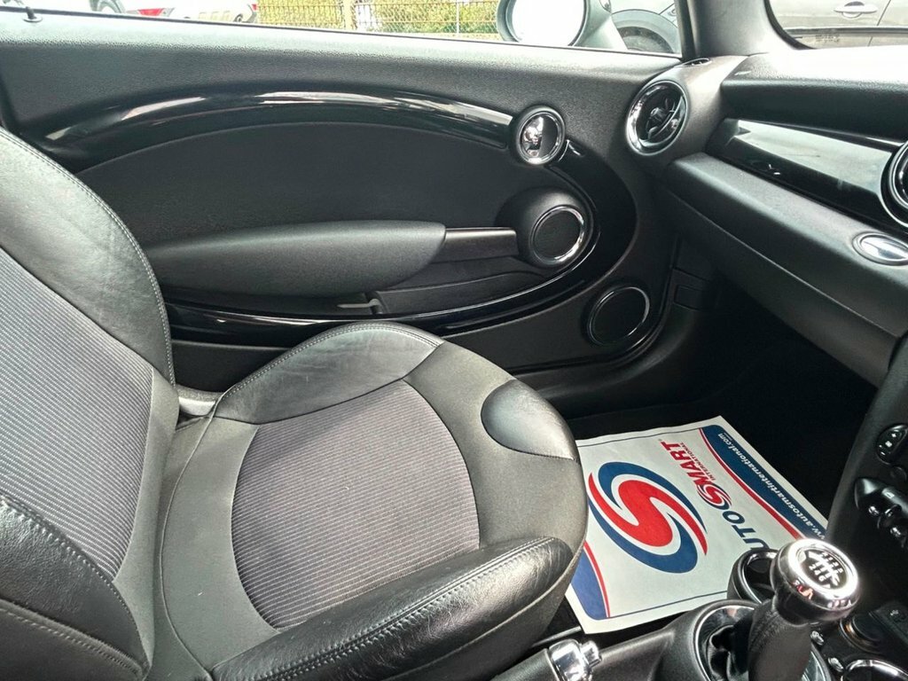 Mini Hatch 1.6 Cooper Bayswater Euro 6 Ss Blue #39