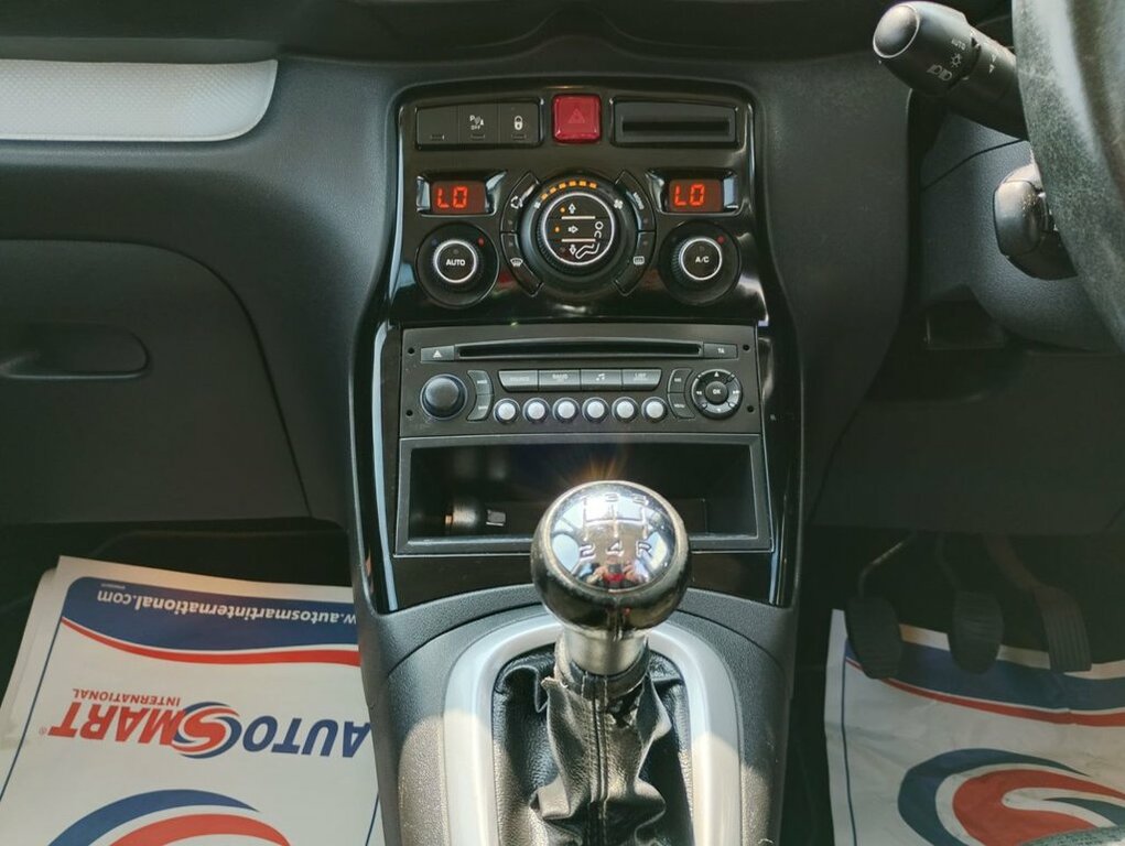 Citroen C3 Picasso 1.6L Code Blue #35
