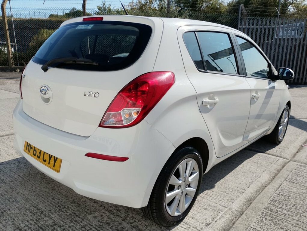Hyundai I20 Style Blue #8