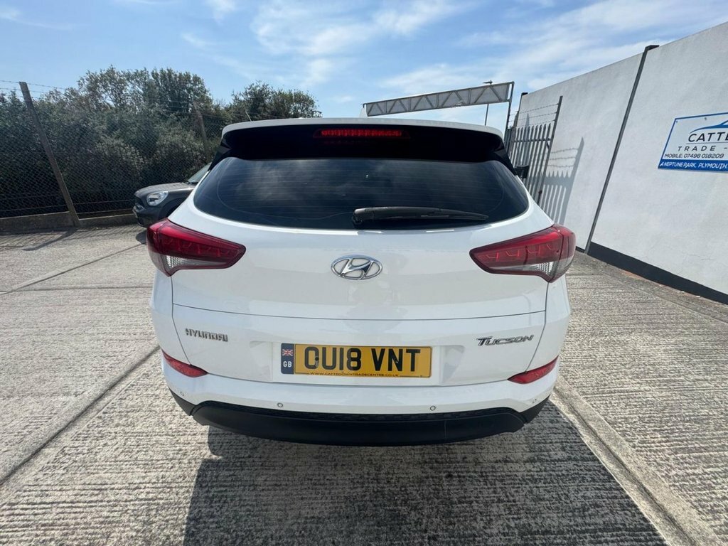 Hyundai Tucson 1.6L Se Nav White #4