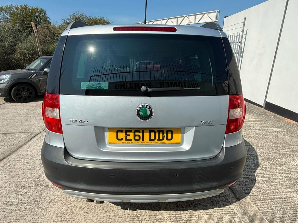 Skoda Yeti 2L Se Silver #4