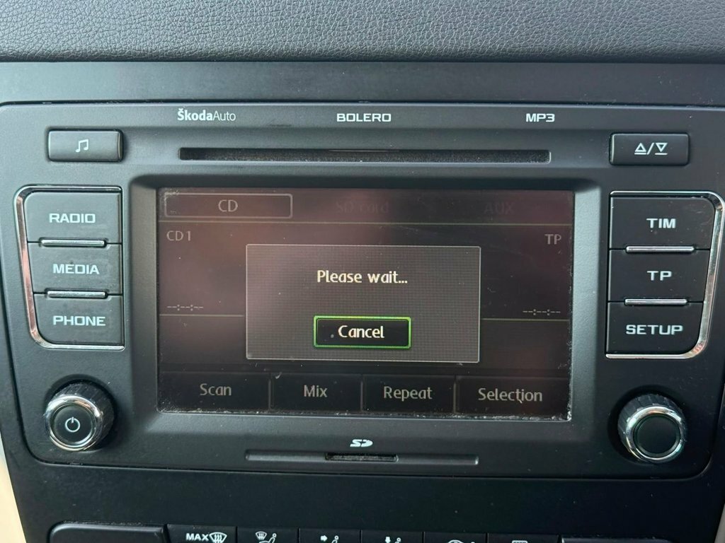 Skoda Yeti 2.0 Tdi Se Plus Grey #33