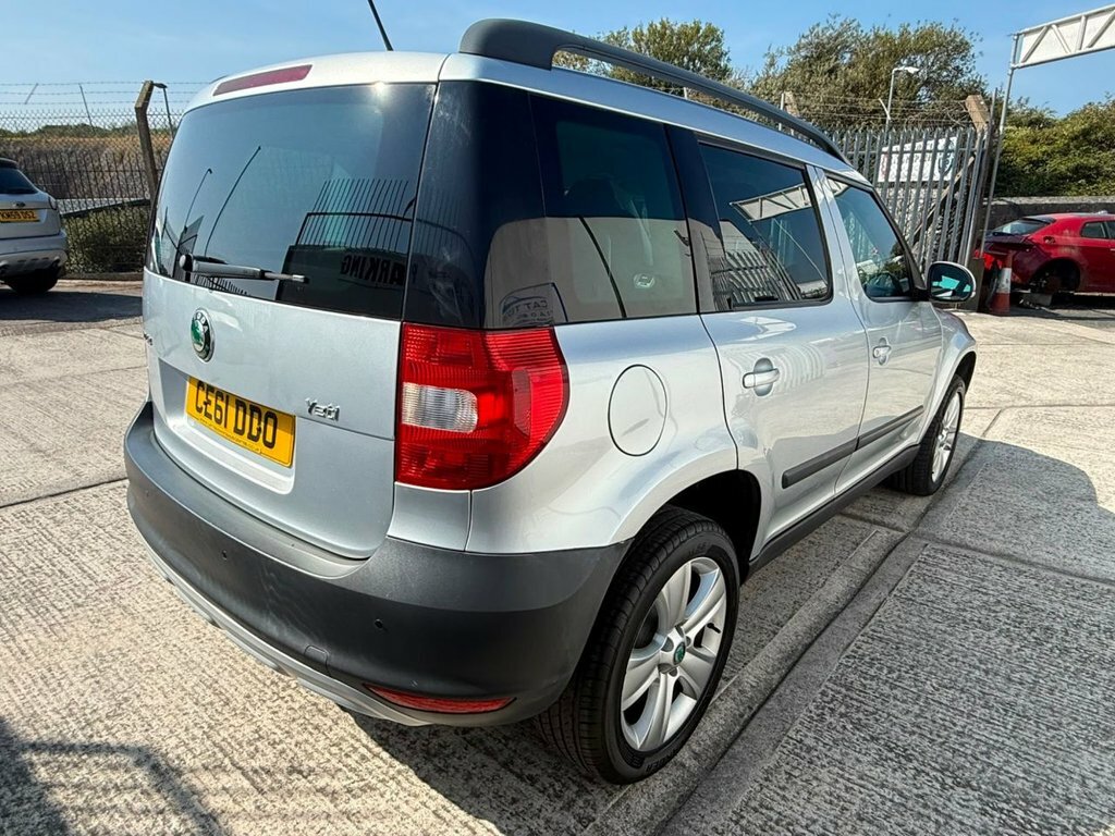 Skoda Yeti 2.0 Tdi Se Plus Grey #10