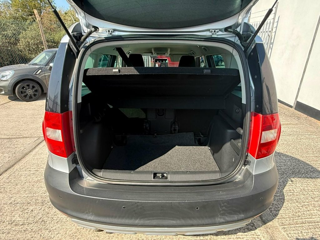 Skoda Yeti 2L Se Silver #6