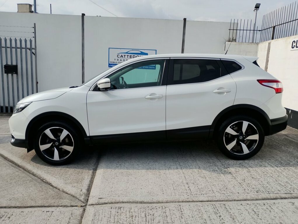 Nissan Qashqai 1.5L N-connecta White #2