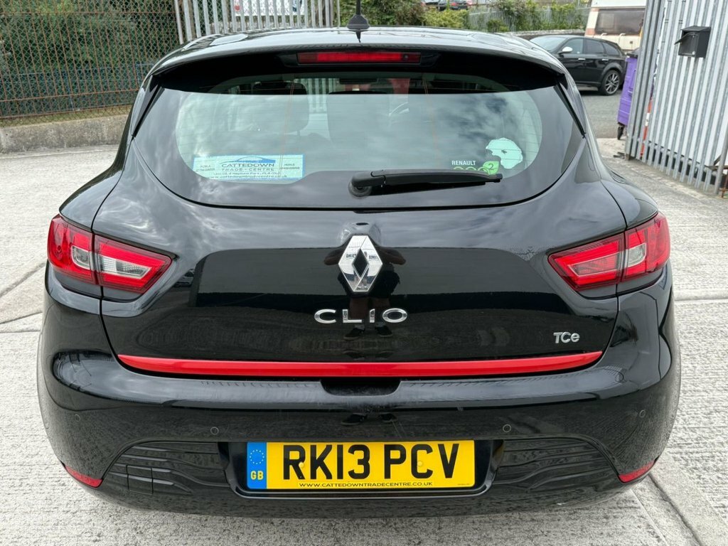 Renault Clio 0.9L Dynamique S Medianav Black #4