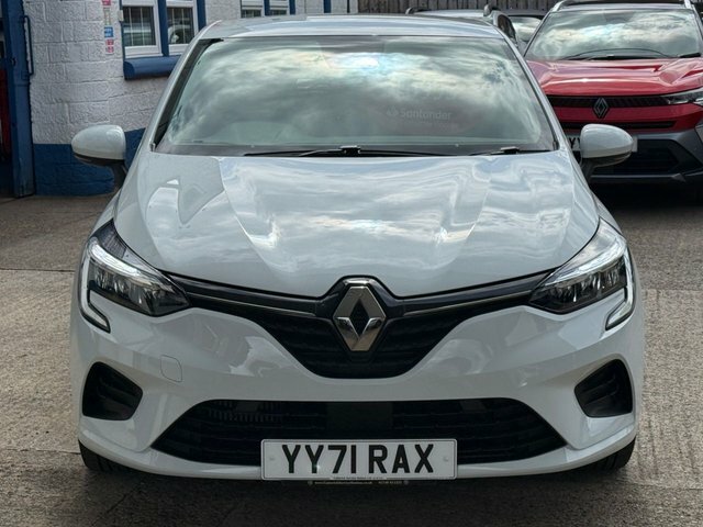 Renault Clio Tce Iconic Hatchback YY71RAX White #2