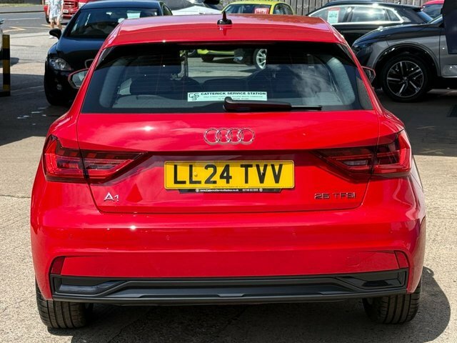 Audi A1 1.0 Tfsi 25 Sport Sportback Euro Red #5